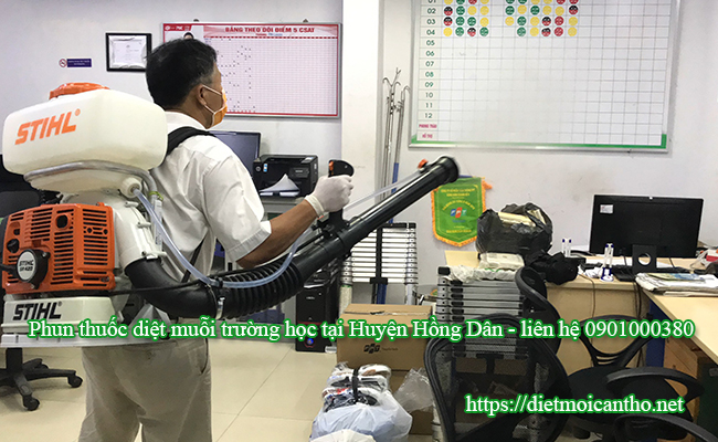 Kỹ thuật phun thuốc diệt muỗi cho Trường Học tại huyện Hồng Dân