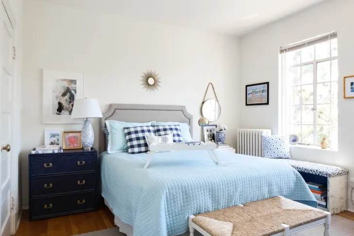 5 kiểu bố trí phòng ngủ “lệch chuẩn” mà vẫn sang trọng bất ngờ - 4